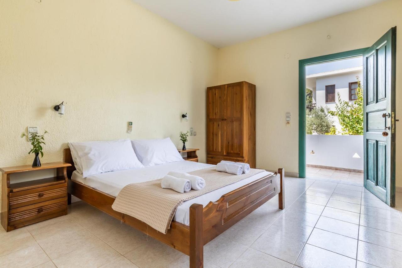 Skopelos Evergreen Apartments Stafylos Exterior photo