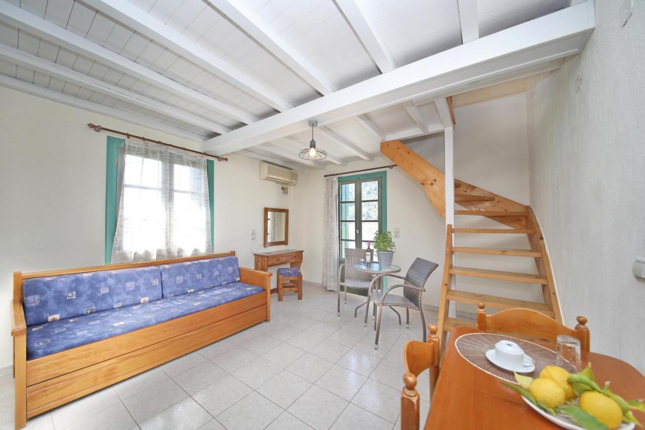 Skopelos Evergreen Apartments Stafylos Exterior photo
